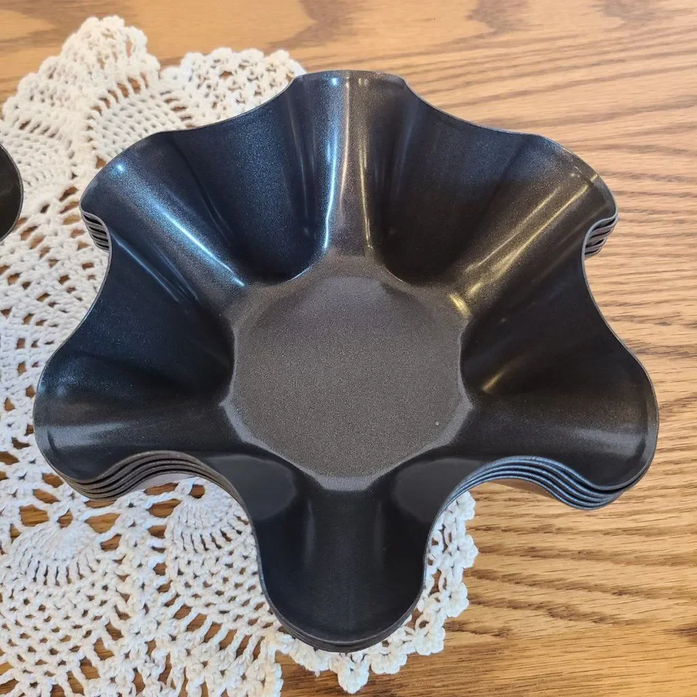 Set of Six Tortilla Non-Stick Fluted Taco Shell Salad Bowl Molds EUC